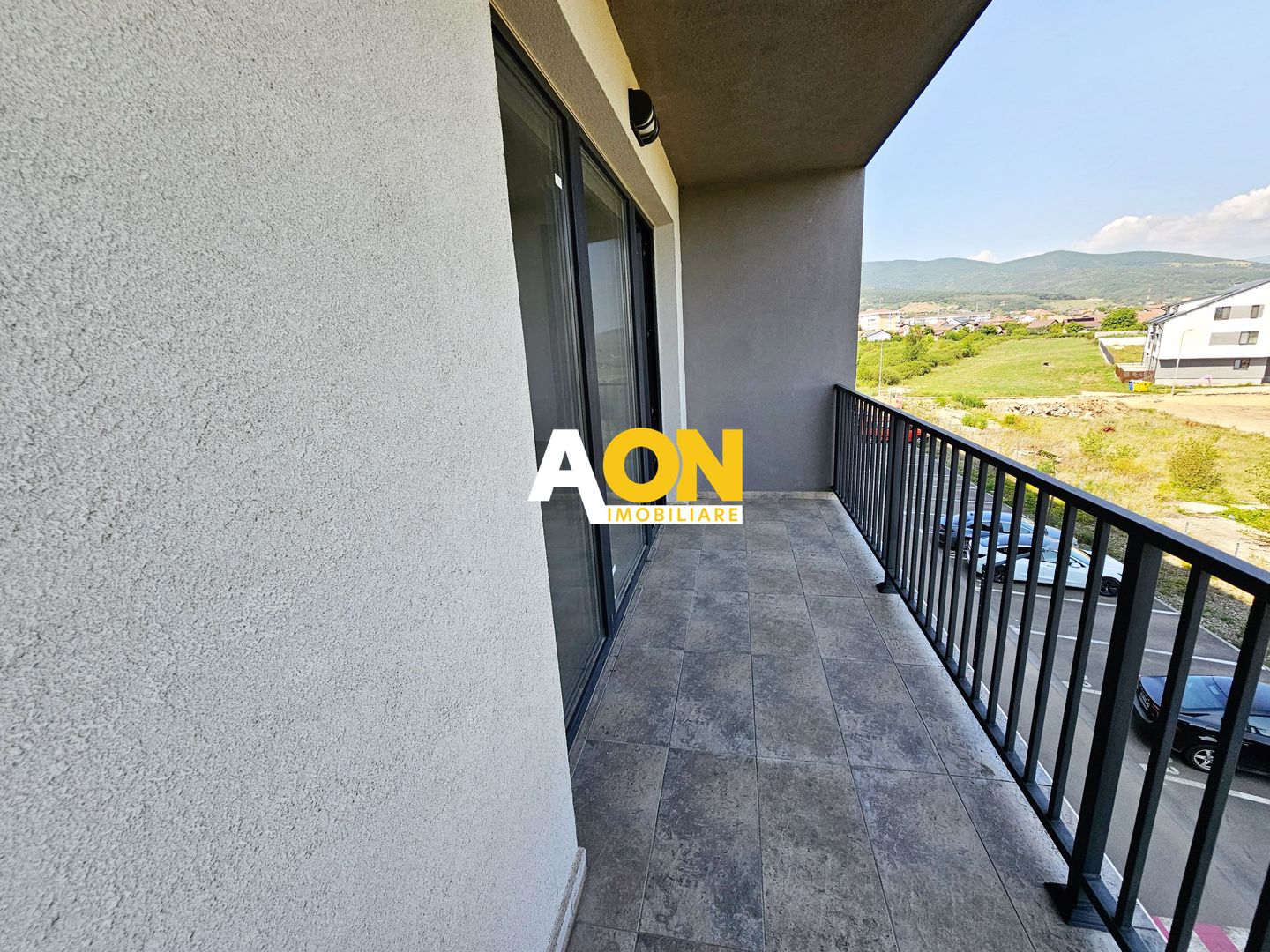 Apartament 3 camere, 82 mp, Transalpina, etaj 2, parcare inclusă - Poză 2