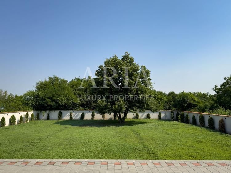 Proprietate Exclusivistă PIPERA 10 CAMERE - Poză 2