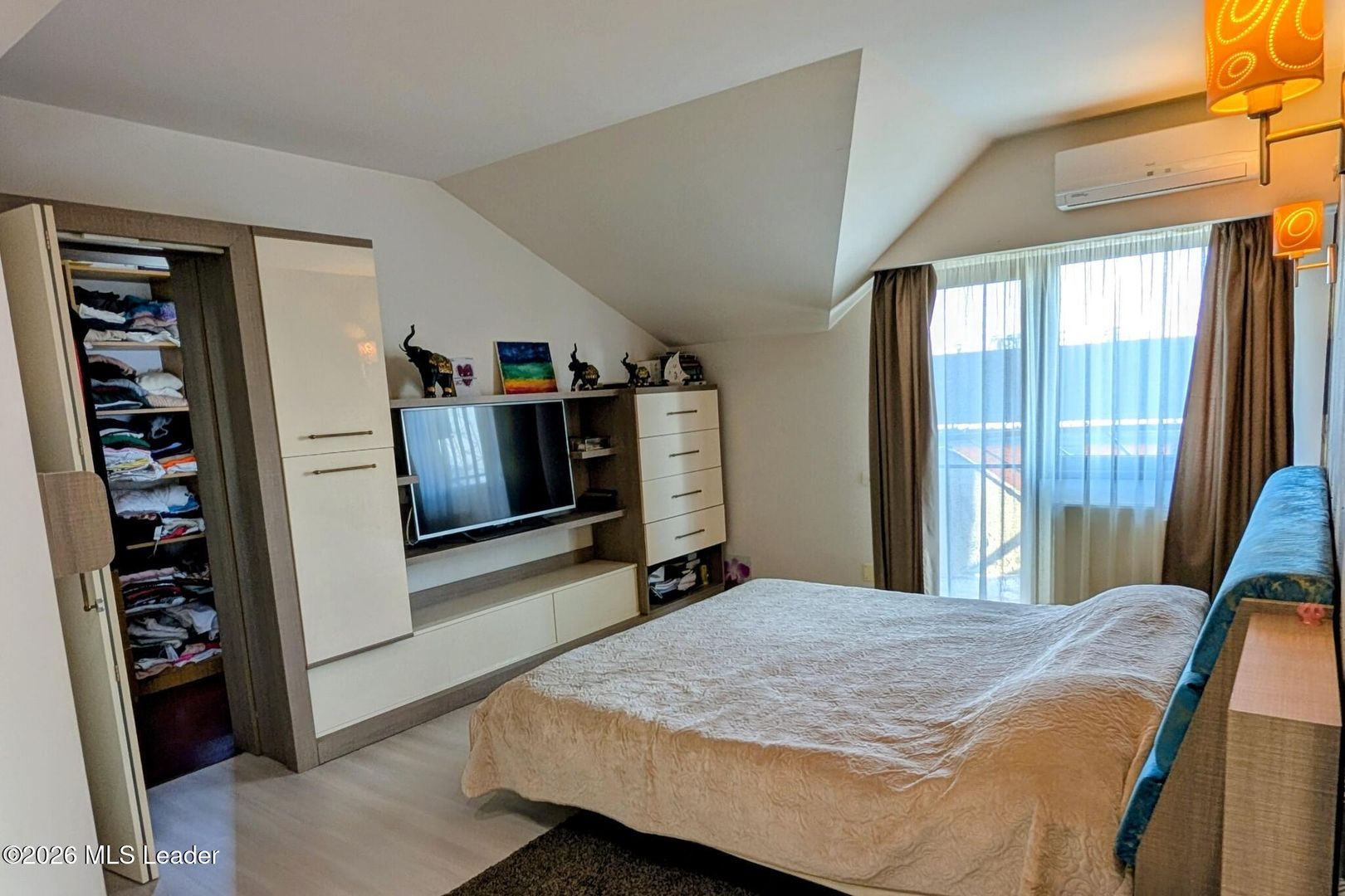 Pantelimon - Selgros, Hala 446 mp, Anexa 131 mp, Vila P+2, Lot 1054 mp - Poză 21