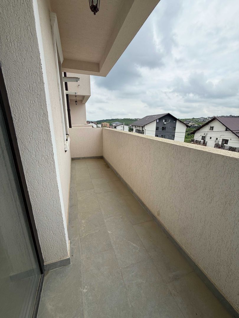Apartament INTABULAT 1 camera decomandat 38,5mp Hlincea 64000 euro - Poză 5