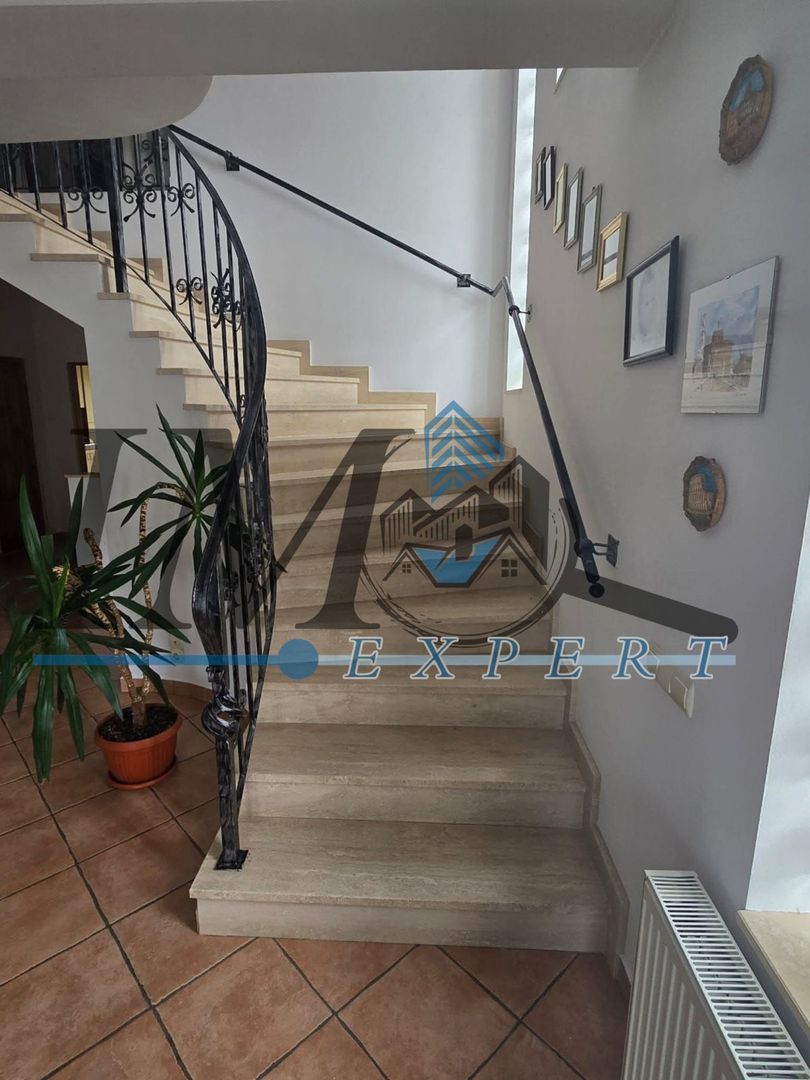 Casă de vânzare zona centrala Aiud - Poză 7