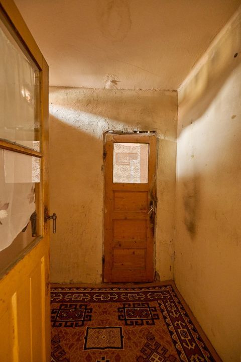 Casa individuala  Leresti la strada principala+ teren 831 mp, utilitati complete - Poză 10