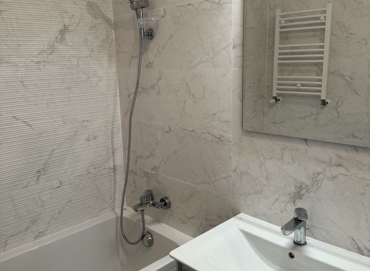 Studio cu vedere superba Pipera | Rond OMV | Residence5 - Poză 8