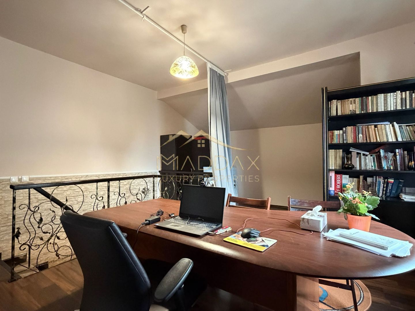 Vila spatioasa cu vedere spre lac Corbeanca - Poză 25