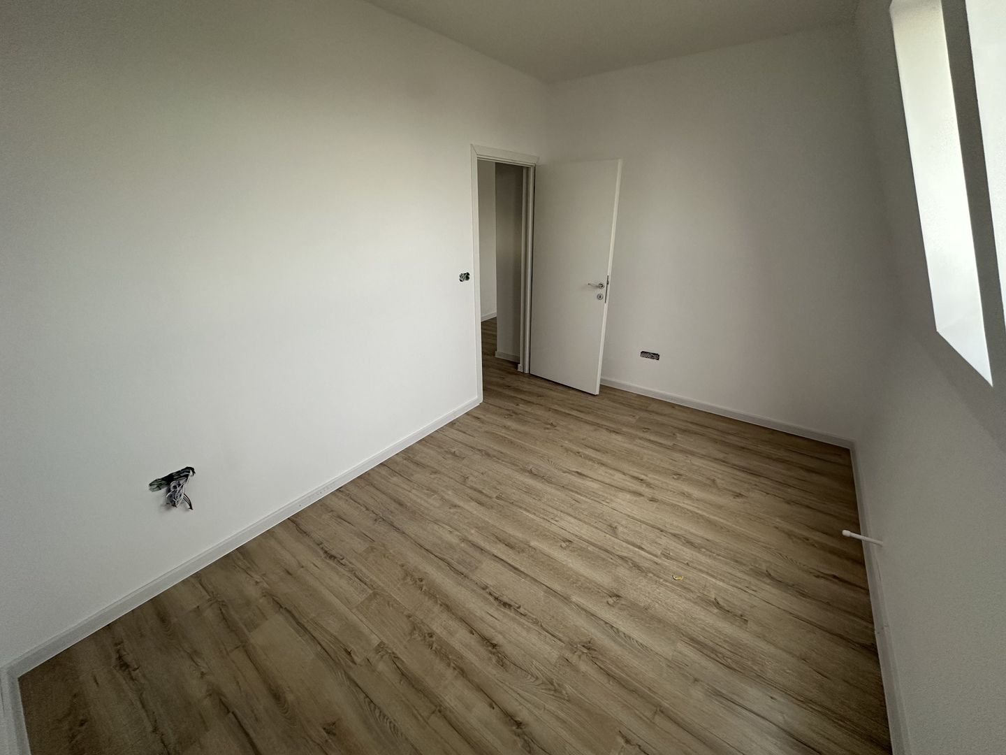 Apartament 2 camere la Mansarda zona Bucovinei - Poză 9