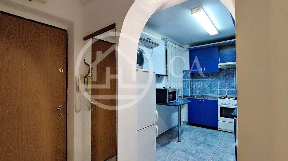 Apartament cu 2 camere de vanzare in zona Rogerius, Oradea - Poză 9