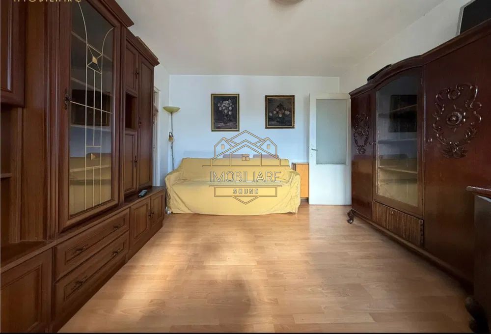 Apartament semidecomandat de închiriat cu 3 camere în Mănăștur - Poză 4