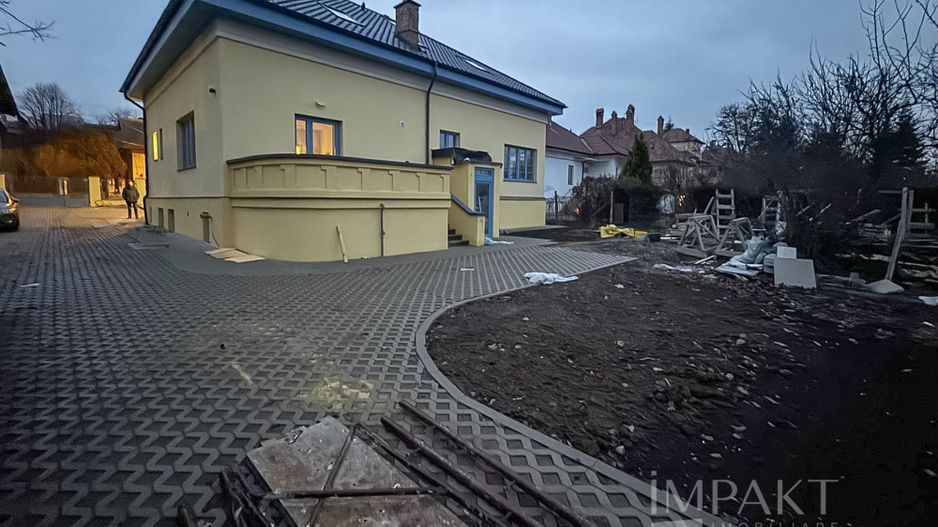 Vila impresionanta cu 12 incaperi in Andrei Muresanu - Poză 19
