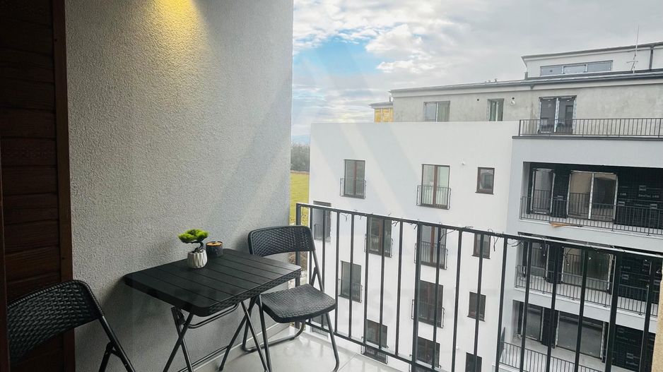 Apartament modern 54 mp utili cu balcon si parcare zona Turnisor - Poză 8
