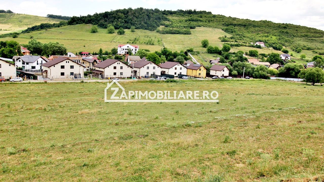 Teren Intravilan 700 mp. strada Vale Sancraiu de Mures - Poză 1