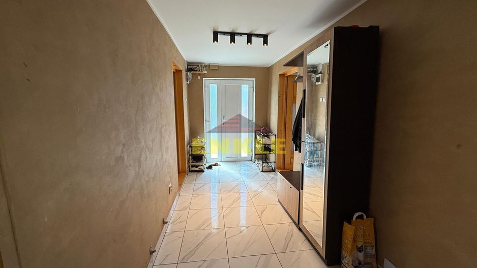 De vanzare casa in Hudum, teren generos. - Poză 2