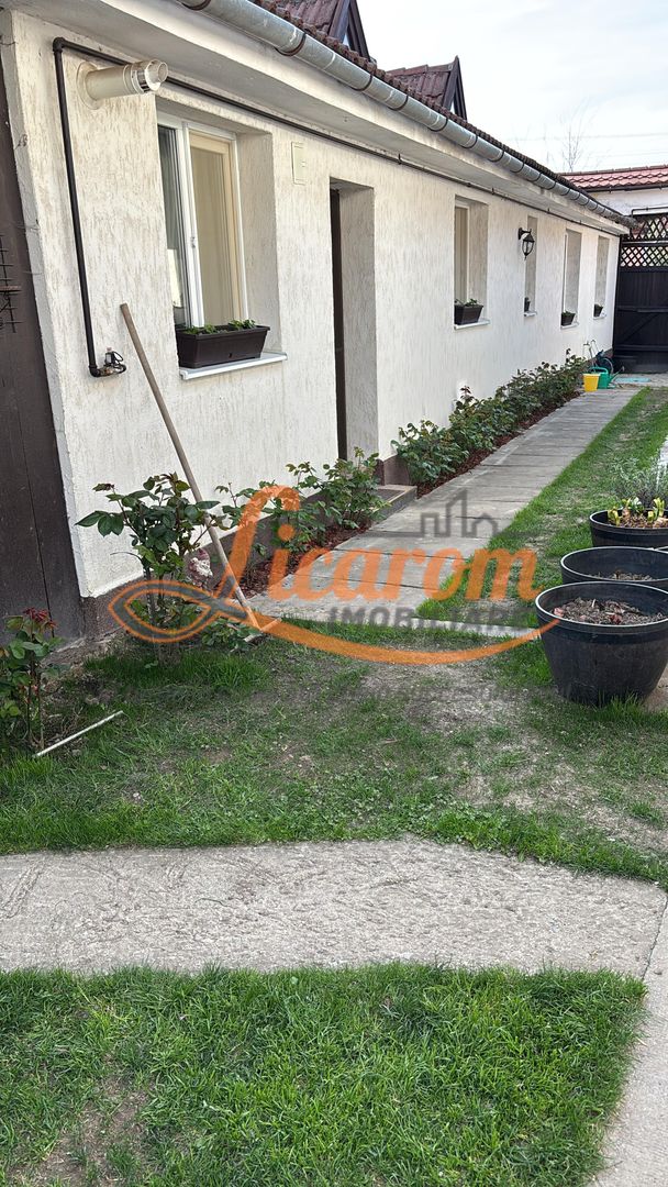 Proprietate saseasca cu 2 corpuri de casa, Comuna Vulcan,Brasov. - Poză 5