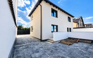 Casa individuala 5 camere-  160 mp- teren 300mp-pivnita Sibiu - Poză 2