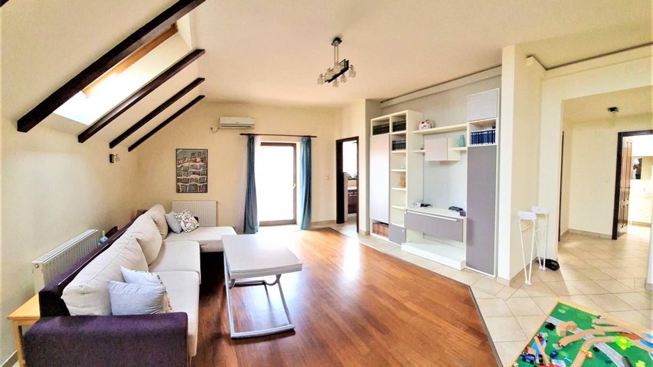 Apartament 3 camere zona Ronaț - Poză 1