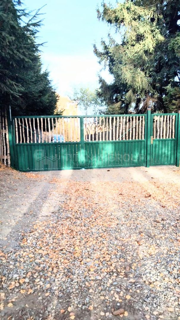 INVESTITIE Vila moderna + vila la rosu, teren 1480 padure - Poză 25