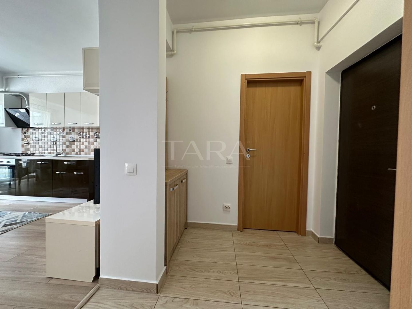 Apartament cu 2 camere de închiriat în zona Centrala - Poză 6