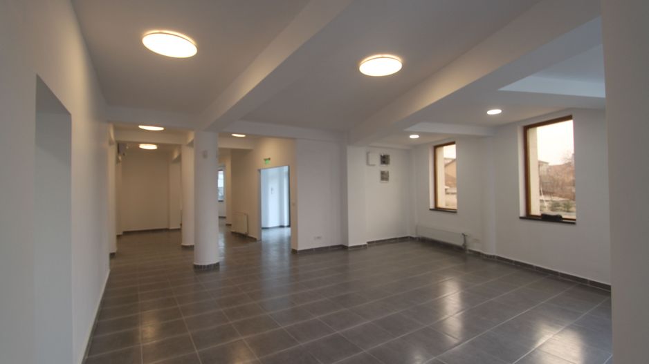 Spatiu birouri E+M - 205mp - zona L. Rebreanu - Poză 5