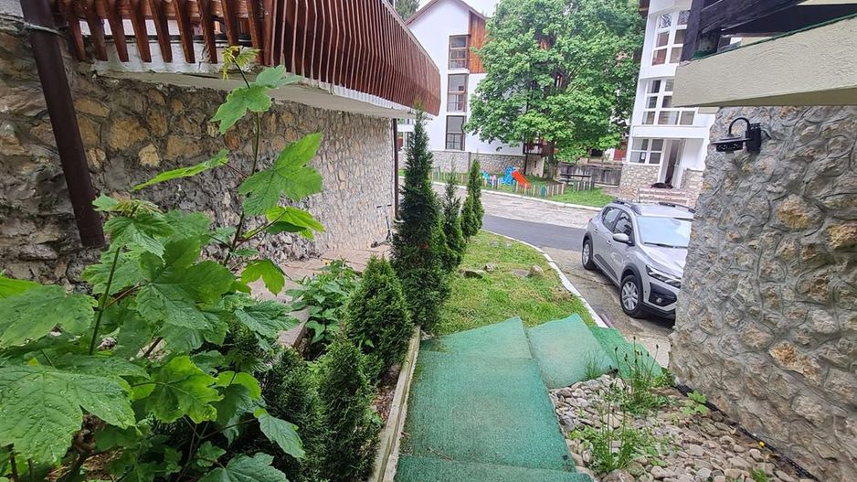 Casa ta de vacanta, imbratisata de natura,3 terase, parcare, Poiana Brasov - Poză 19