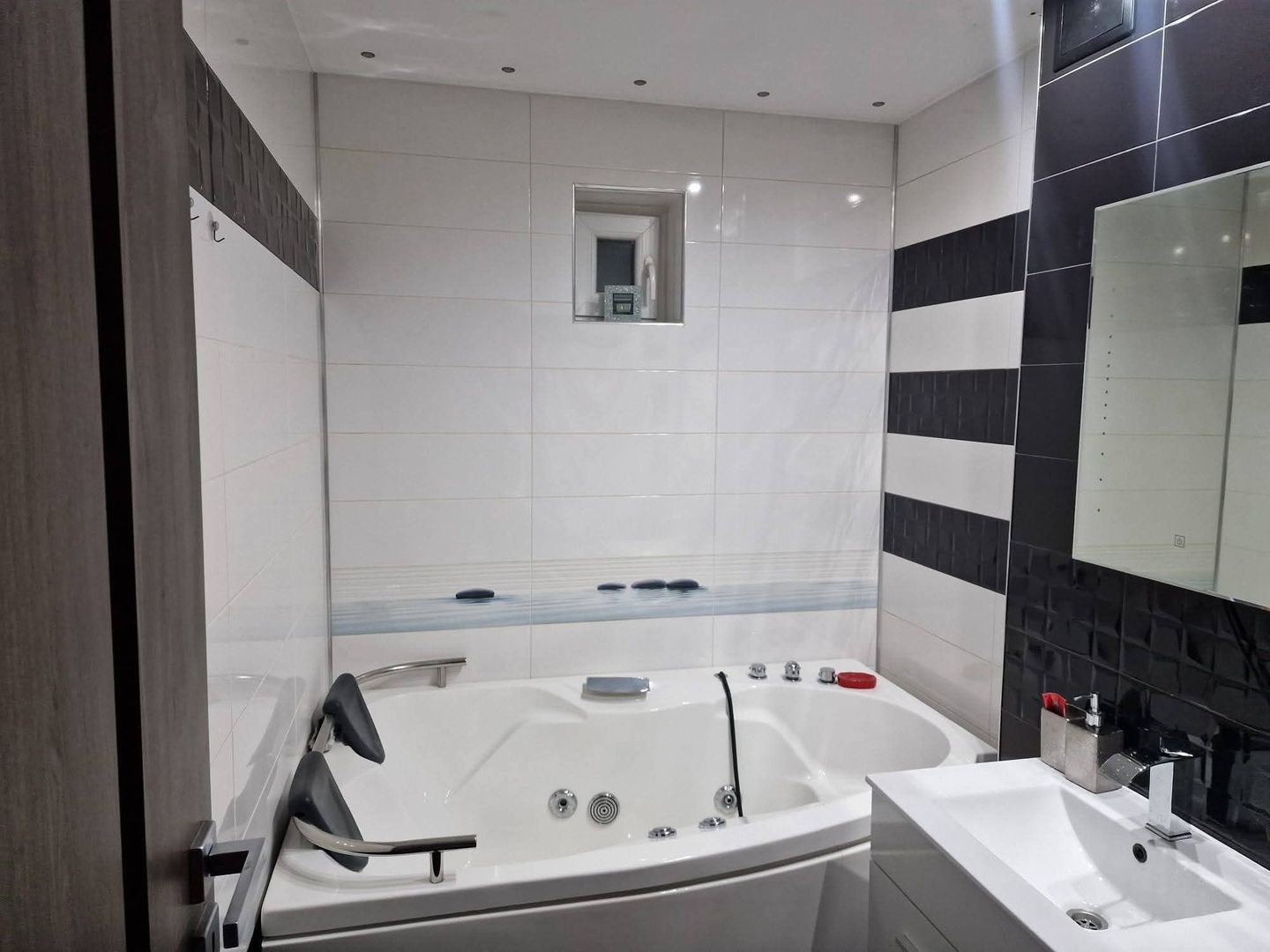Apartament 2 camere- Cornitoiu - Poză 6