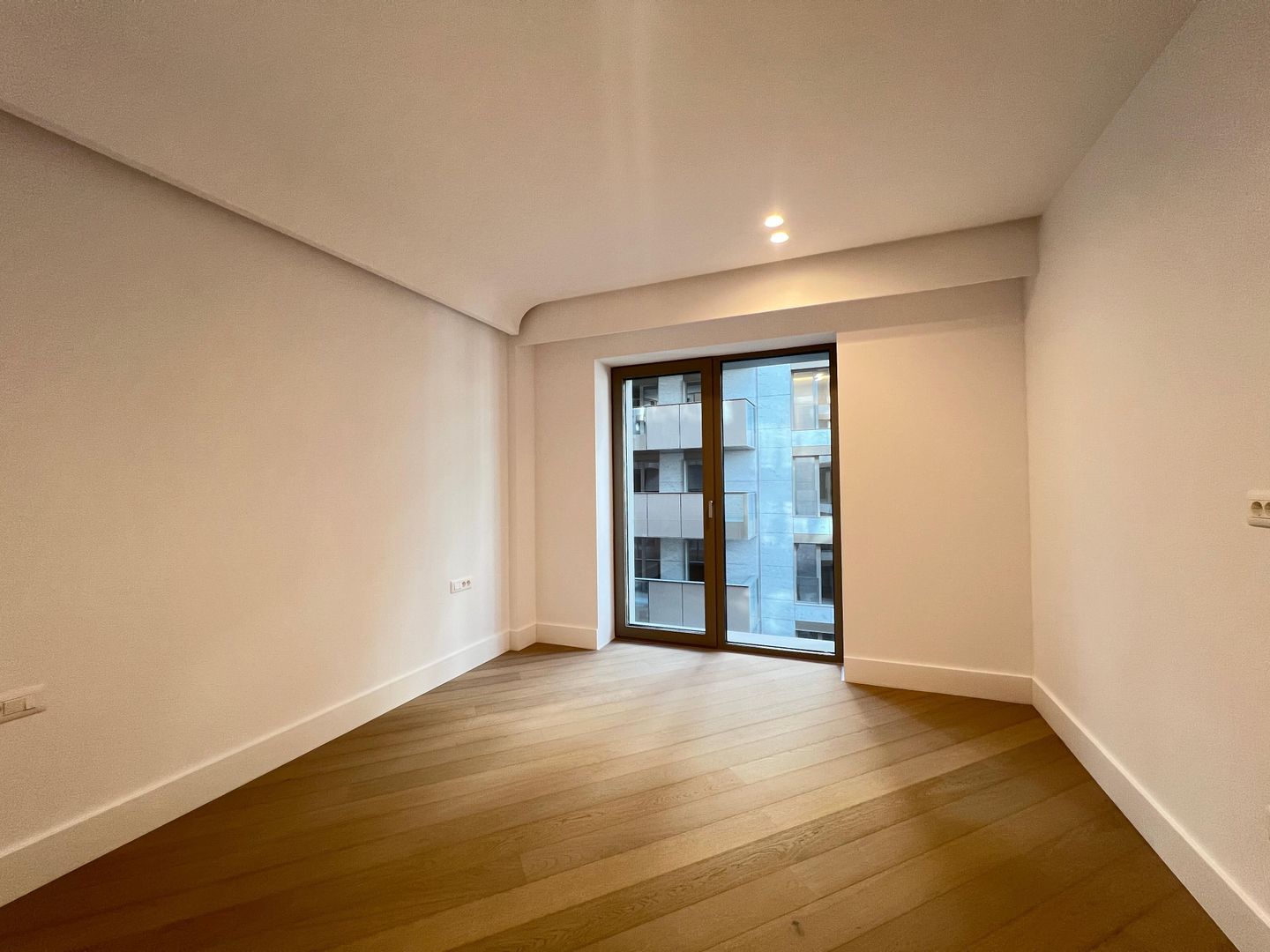 3 CAMERE LUX| 90 mp -Cortina 126| EROU IANCU NICOLAE - Poză 10