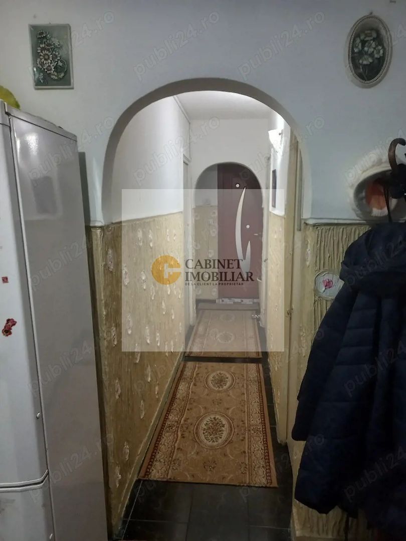 3 Camere - 67MP | Decomandat | 1/8 | Creditabil | 1980 | M Gorj - 7min - Poză 1
