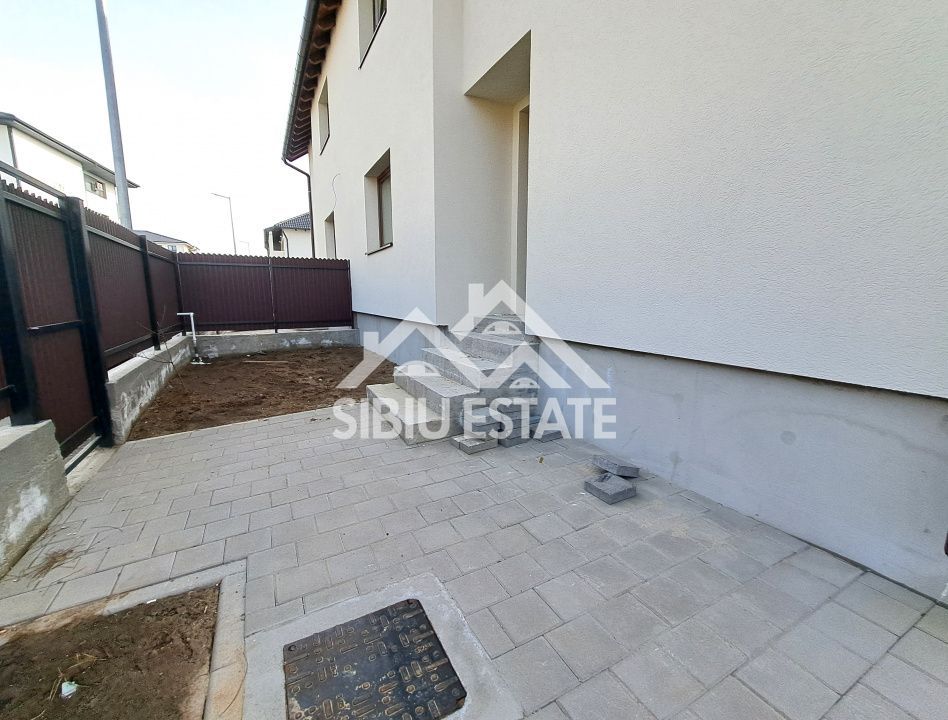 Casa Selimbar 4 camere, 2 bai, terasa, curte si magazie - Poză 8