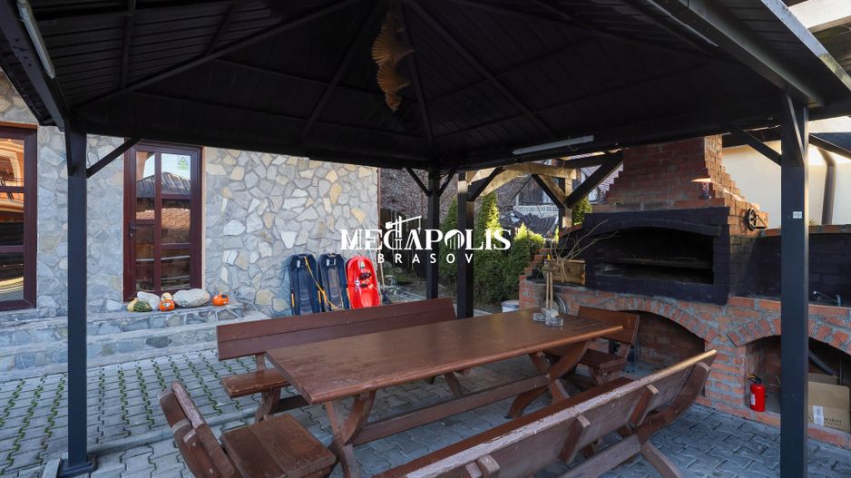 Pensiune/Vilă de vânzare în Bran | 8 camere | 180 mp - Poză 51