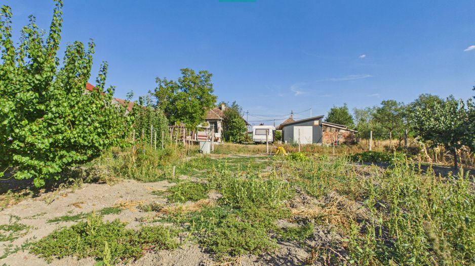 Casa si teren de vanzare in Bicaci - 2350mp - Poză 4