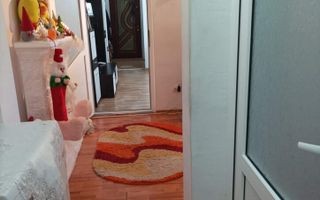 Apartament 3 camere, zona Primaverii, etaj 1 - Poză 5