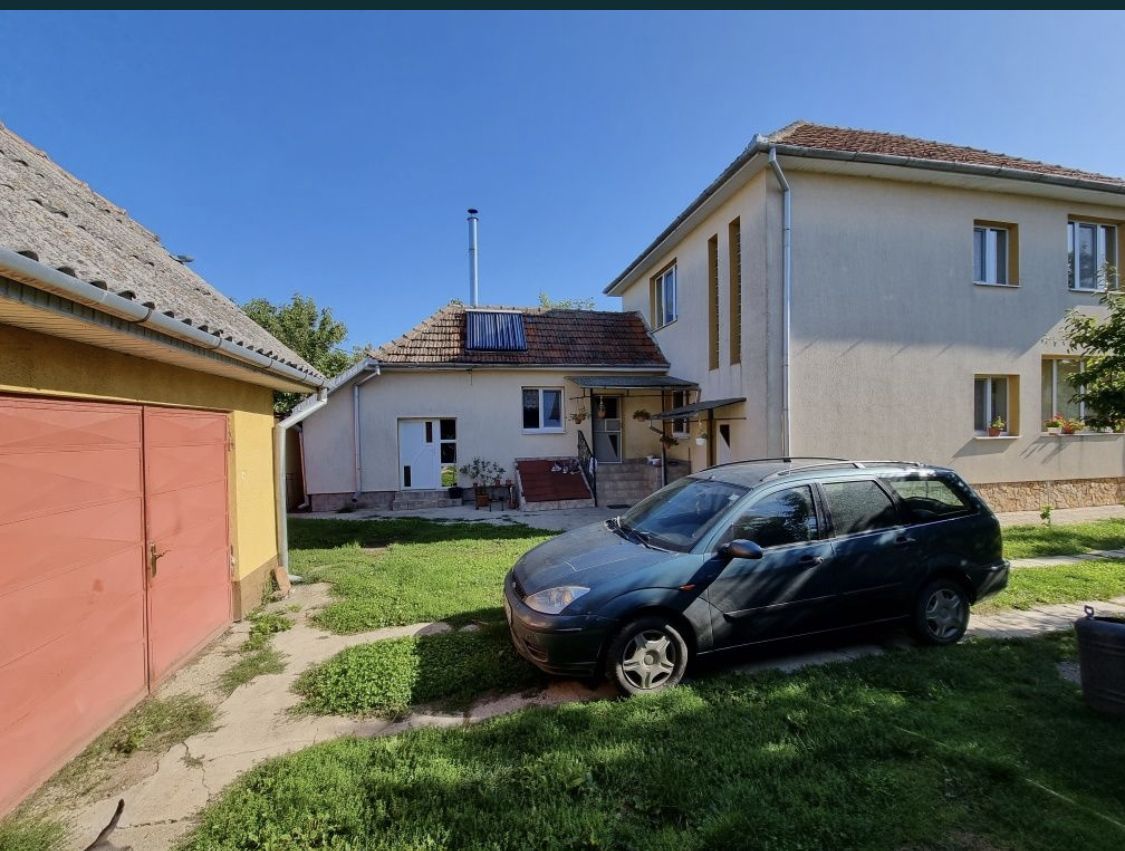 Vindem casa parter+etaj - Poză 2