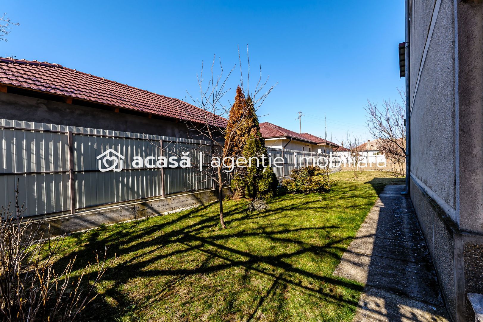 Preț NOU! Casa P+2 în zona centrală Chișineu-Criș - Poză 3
