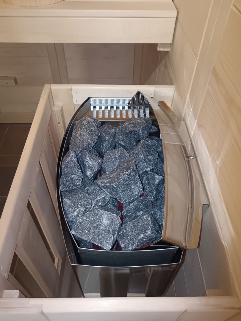 Casă nouă, intrare Stupini - Poză 43