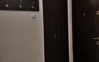 Apartament 2 camere 55 mp utili etajul 1 cu balcon in zona Centrala - Poză 7