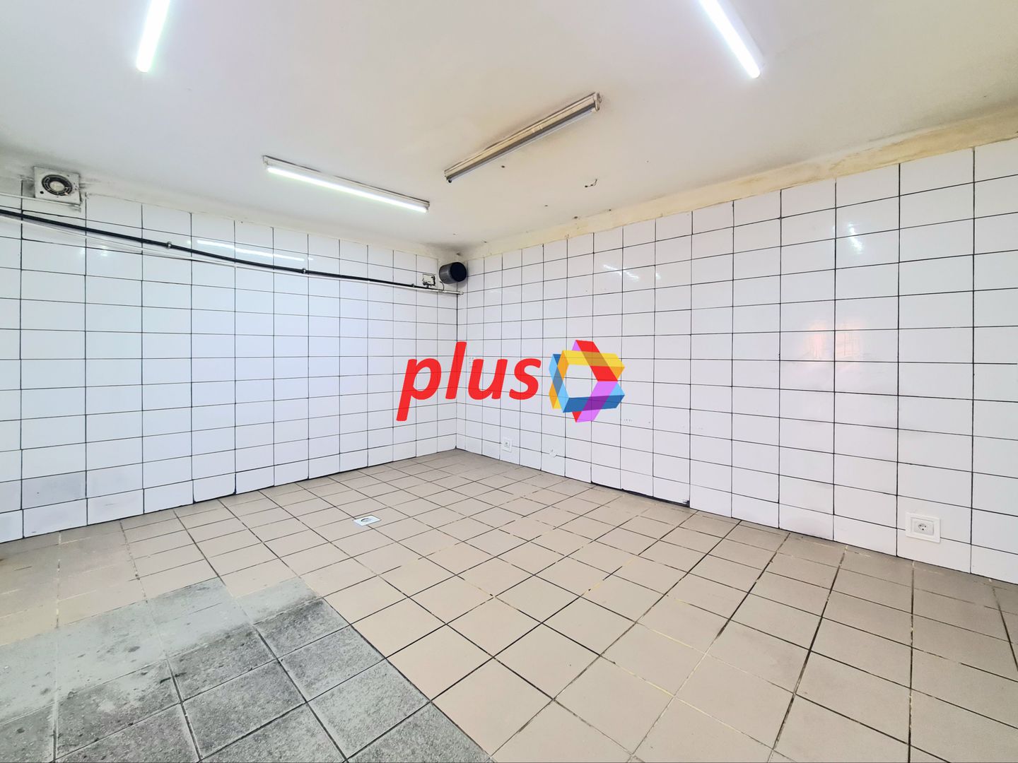 Spatiu comercial de închiriat Brasov - 138 mp # spatii-comerciale-brasov.ro - Poză 4