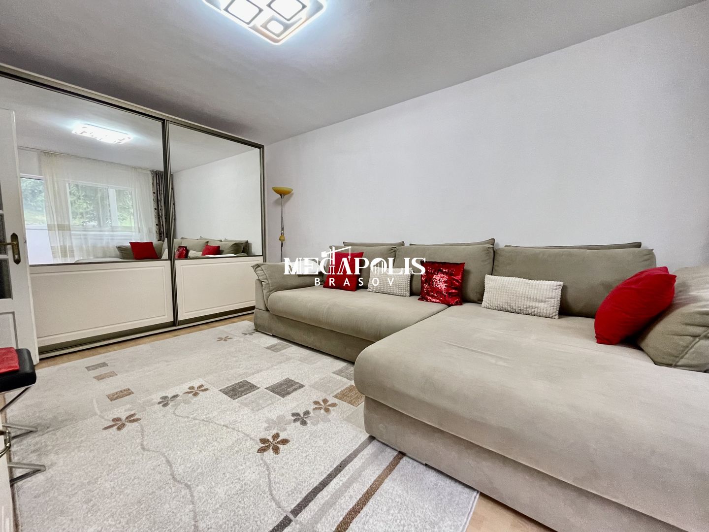 Apartament 2 camere | Decomandat | 2 locuri de parcare - Poză 4