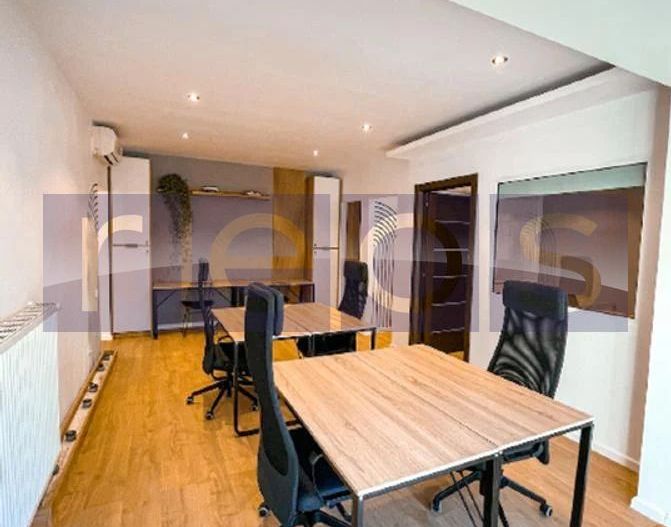 APARTAMENT DE VANZARE 3 CAMERE + TERASA 40 MP ZONA ULTRACENTRALĂ - Poză 3