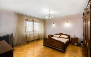 Vila superba de vanzare in apropiere de padure Pantelimon - Poză 11