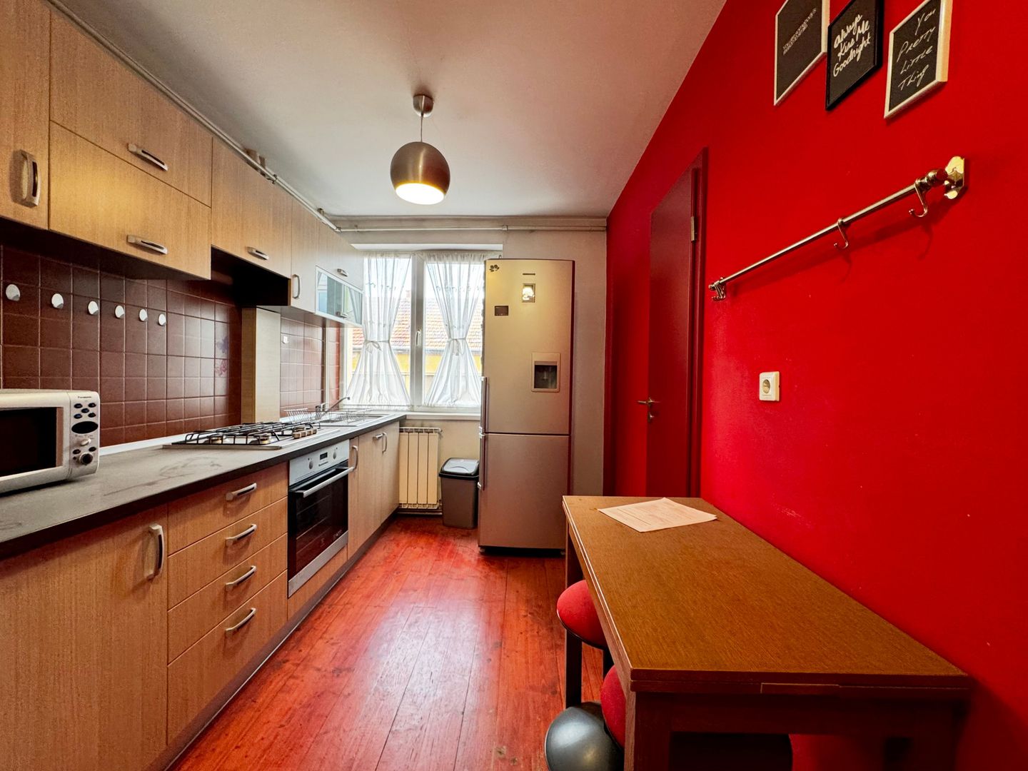 Apartament 2 camere, primitor, la doar 5 minute de Piața  Victoriei - Poză 6