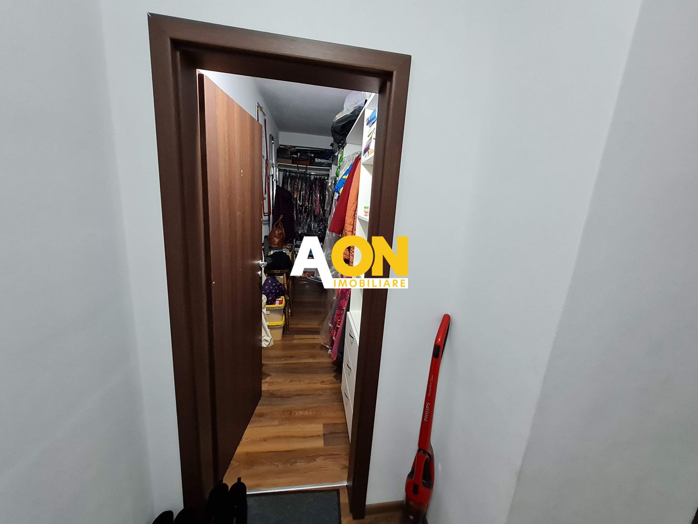 Apartament 3 Camere, 83 mp, Decomandat, Cu Garaj la Subsol - Poză 5