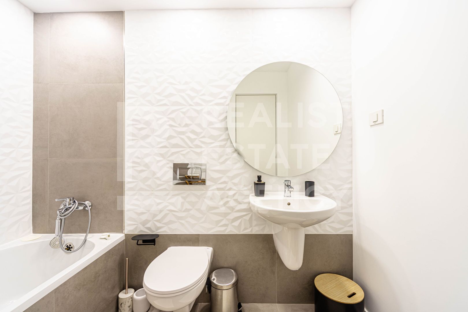 Vânzare, apartament cu 3 camere în zona Pipera - Poză 6