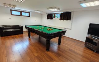 Casa spatioasa. Pretabil si pt. clinica, invatamant, camin varstnici. - Poză 16