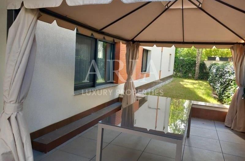 WASHINGTON RESIDENCE 4ROOMS GARDEN - Poză 13