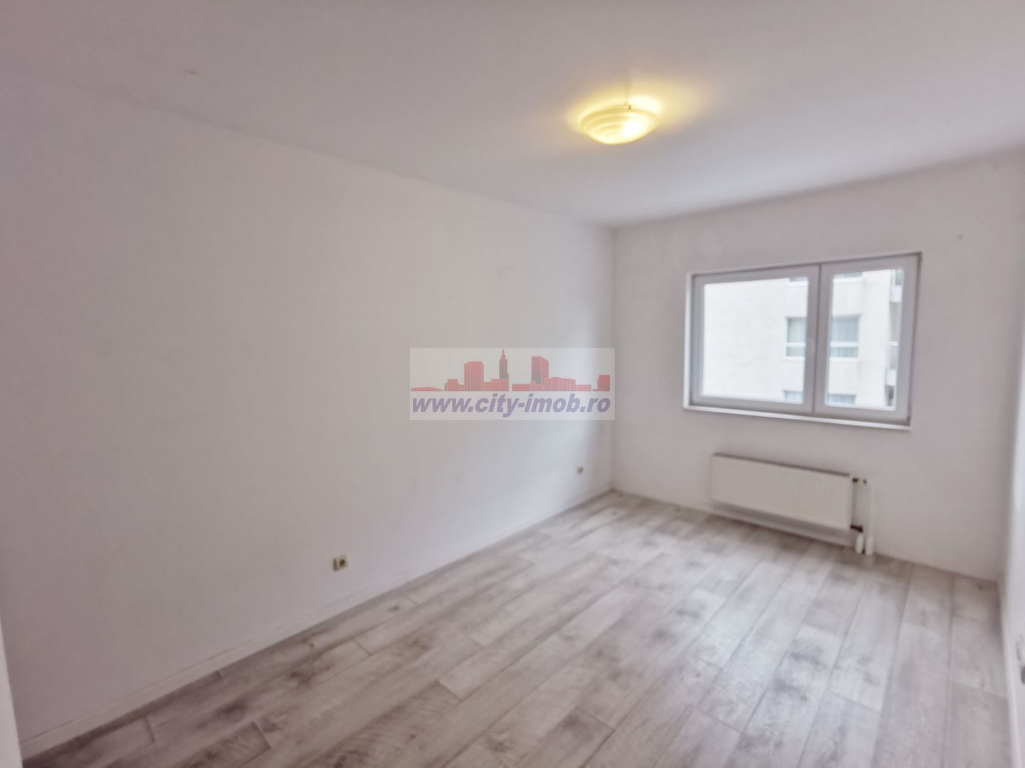 Vanzare Apartament 4 camere Baneasa - Poză 7