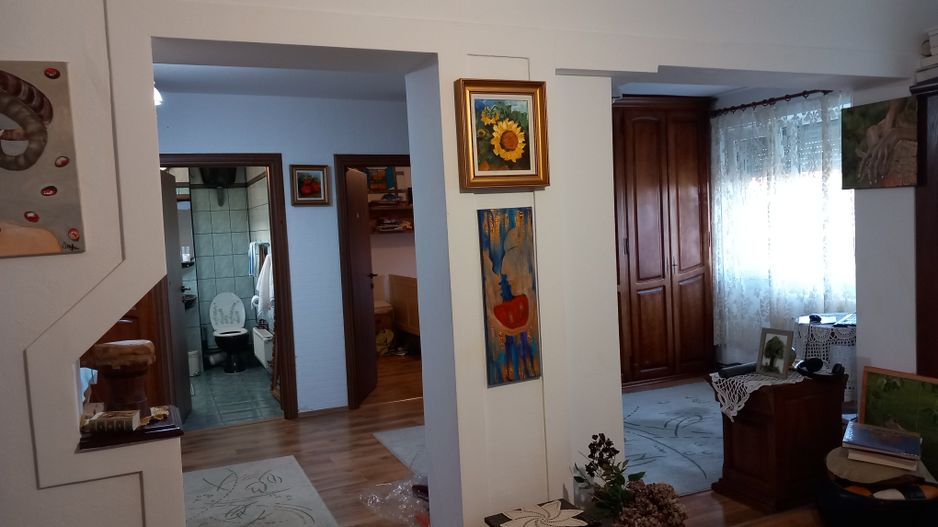 ageuropa.ro vinde ap 4 cam 103mp etaj 4/4 în zona CENTRALA. - Poză 3