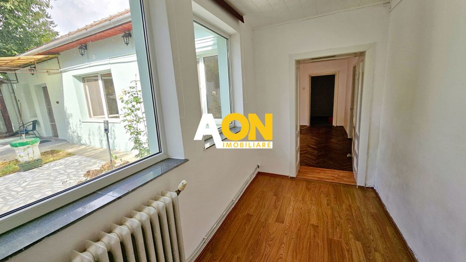 Casa 5 camere, 369 mp teren, zona Centru, pretabila pentru birouri - Poză 19