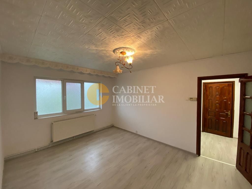 Apartament 2 camere,renovat, zona Dacia - Pasaj Octav Bancila - Poză 2