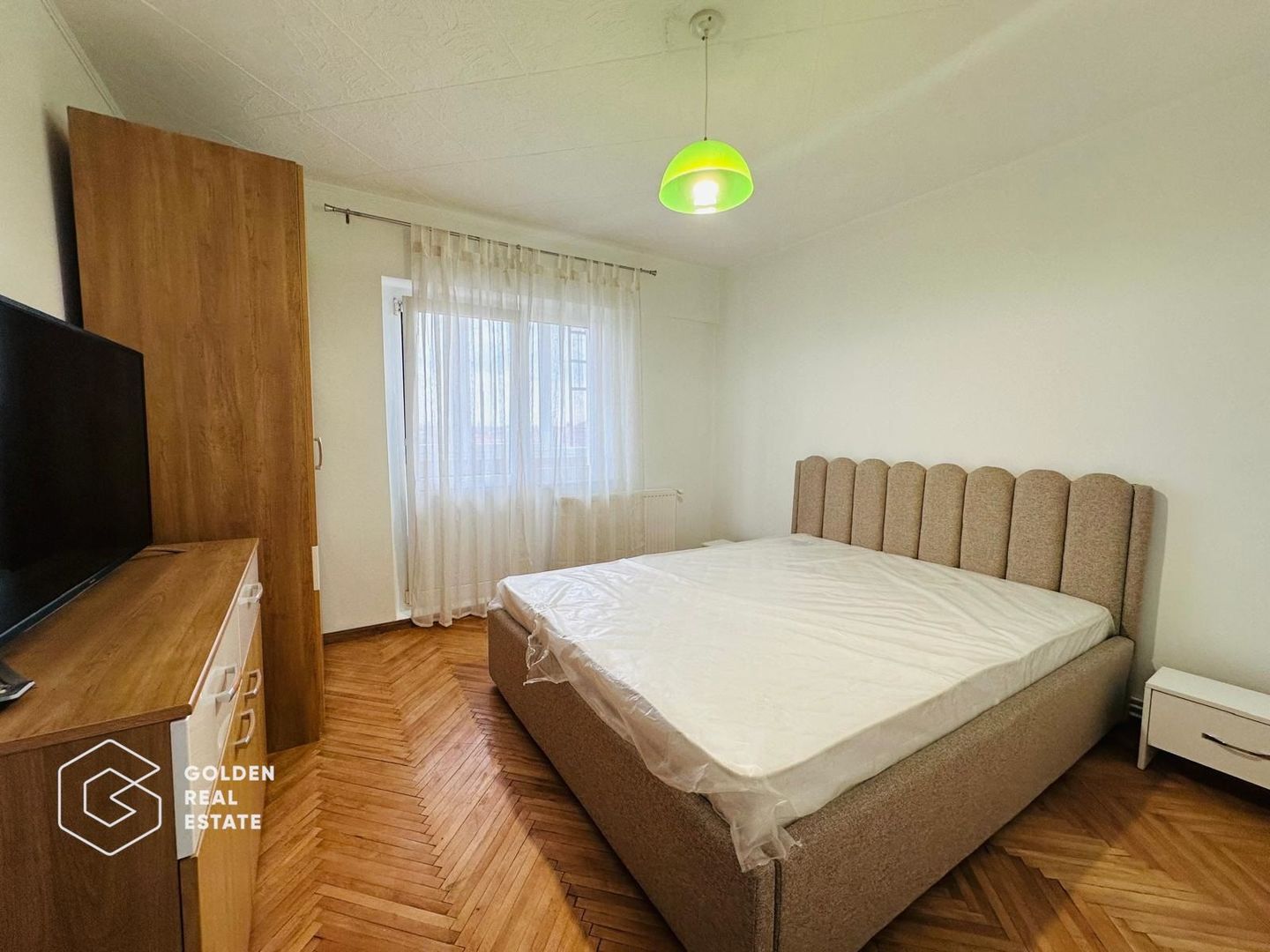 Apartament 2 camere,  zona Alfa, aproape de tramvai - Poză 1