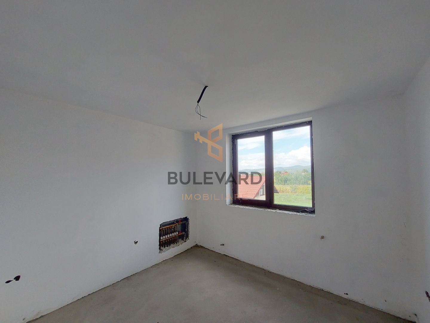 Casa individuala cu teren de 977 mp  la 5 minute de Dej! - Poză 10