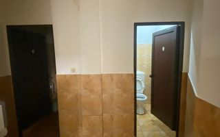 Spatiu comercial , suprafata de 137 mp,zona Grivita,pret 2200 euro neg - Poză 2
