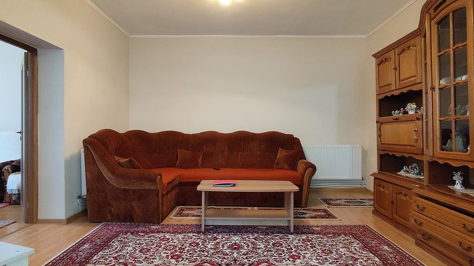 Casa la tara in Sacadat, Bihor, teren 2826 mp, acces auto - Vanzare - Poză 1